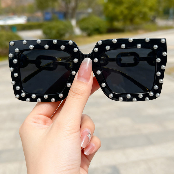 Dekorative perlenbesetzte Katzenaugen-Sonnenbrille Karnz