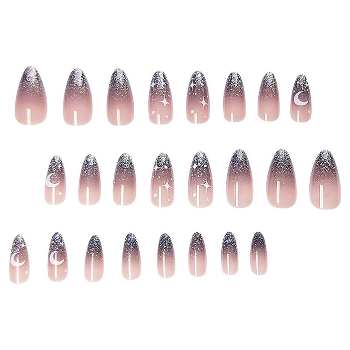 Himmlisches Thema Nagelkunst