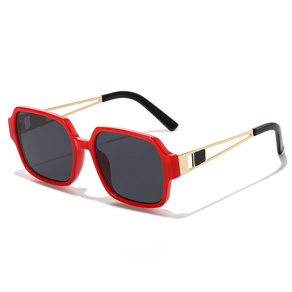 Chic Übergroße Quadratische Sonnenbrille mit Dekorativen Akzenten Karnz