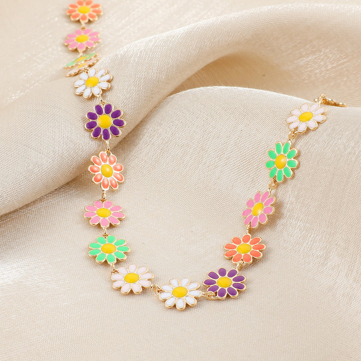 Florales Charme Statement-Halskette Karnz