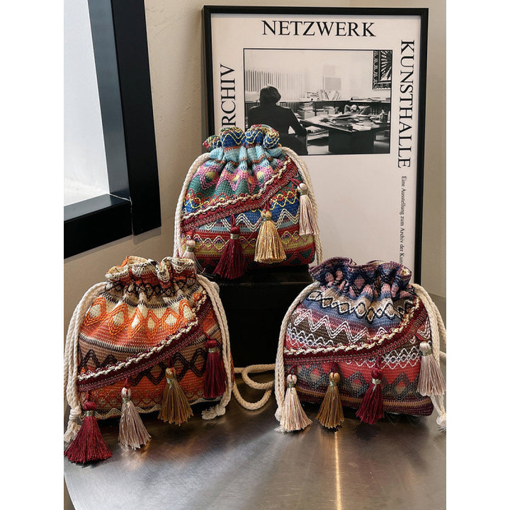 WoBohemian Bestickte Bucket Bag Karnz