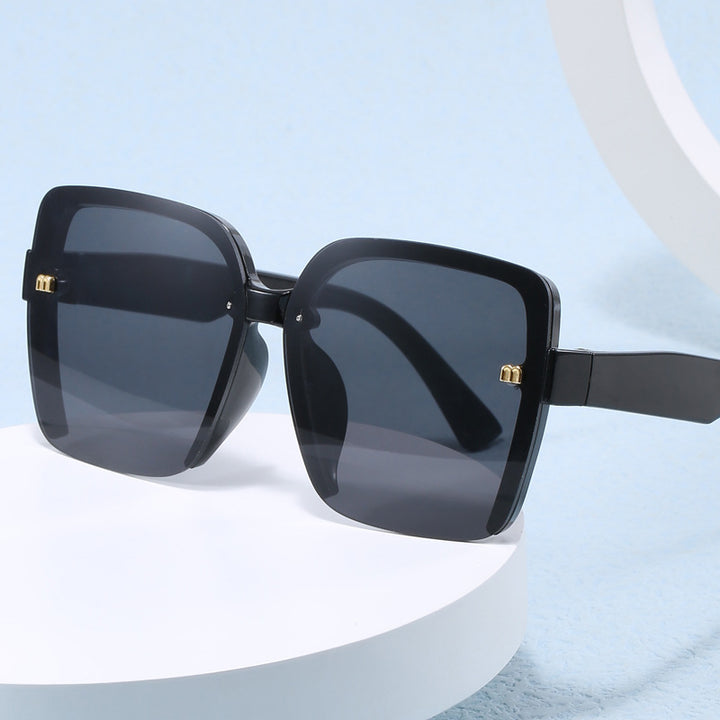 Damen oversized Sonnenbrille mit stilvollem, modernem Rahmen Karnz