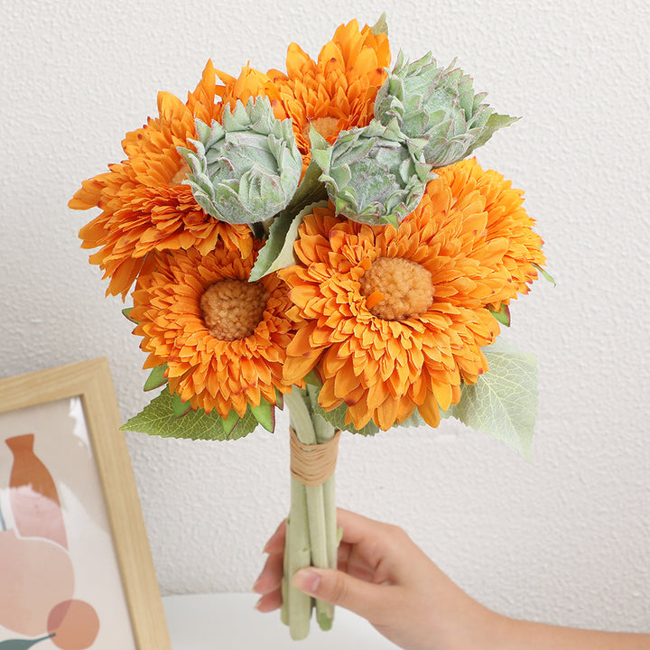 Künstlicher Blumenstrauß mit detailverliebten Blüten und Blättern Karnz
