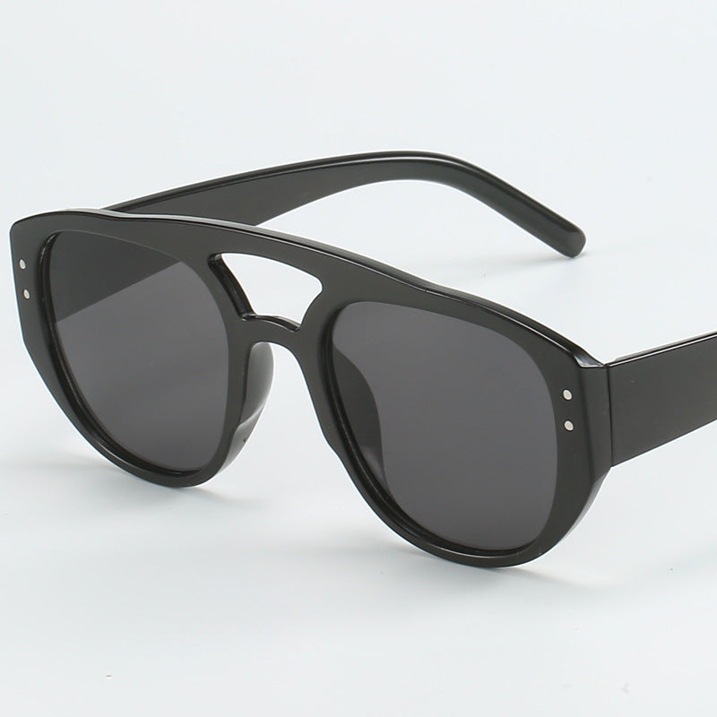 Damen Modische Sonnenbrille im stilvollen Leopardenmuster Karnz