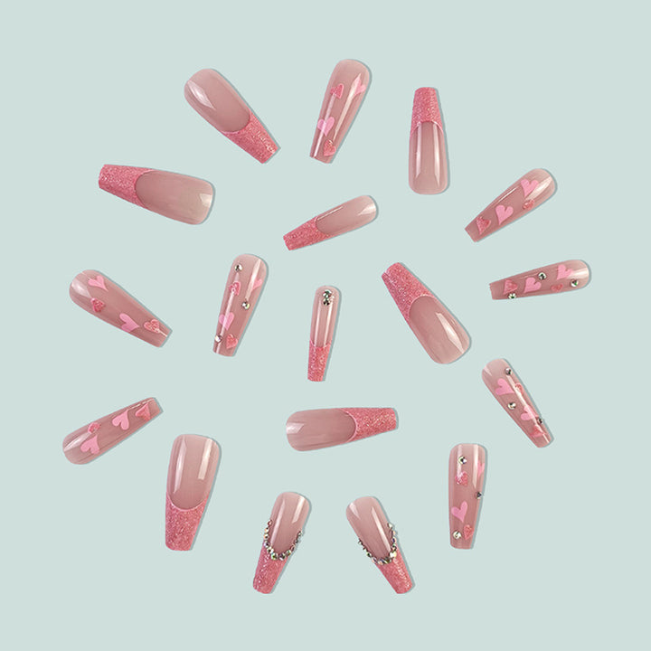 Verspielte Herz-Nagelkunst Karnz