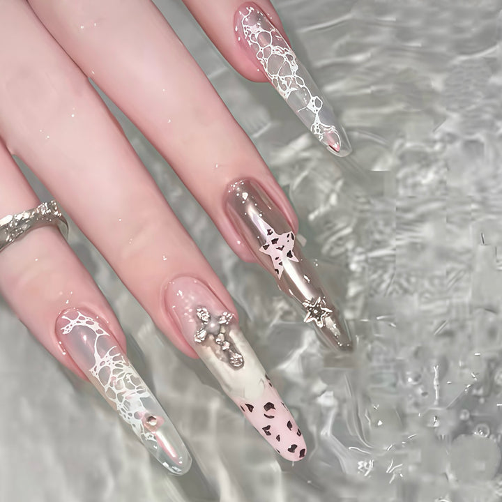 Künstlerisches Nagelkunst Press-On Set 1790745479