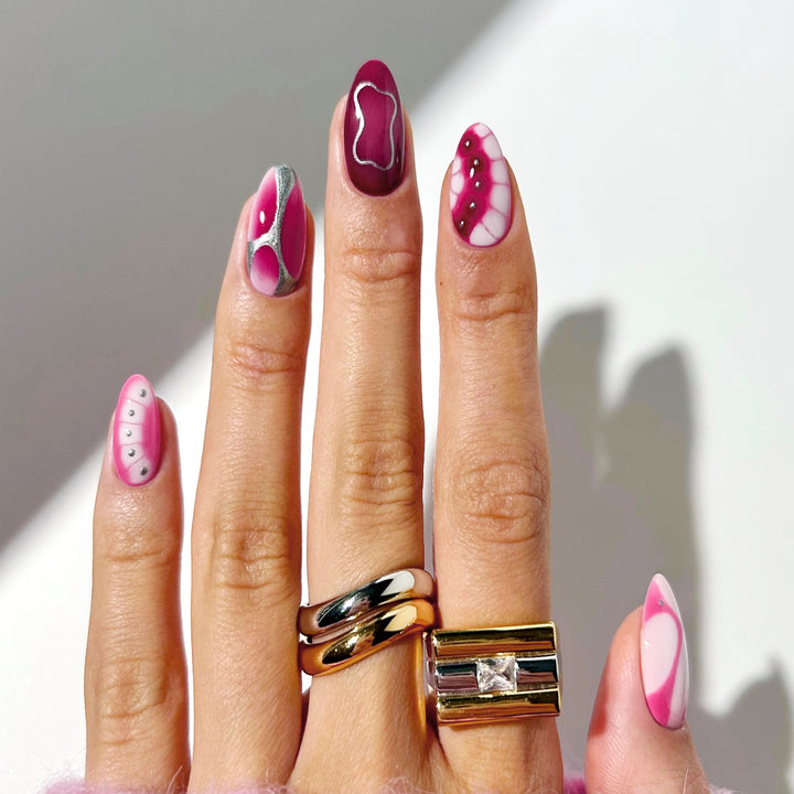 Nagelschmuck Karnz