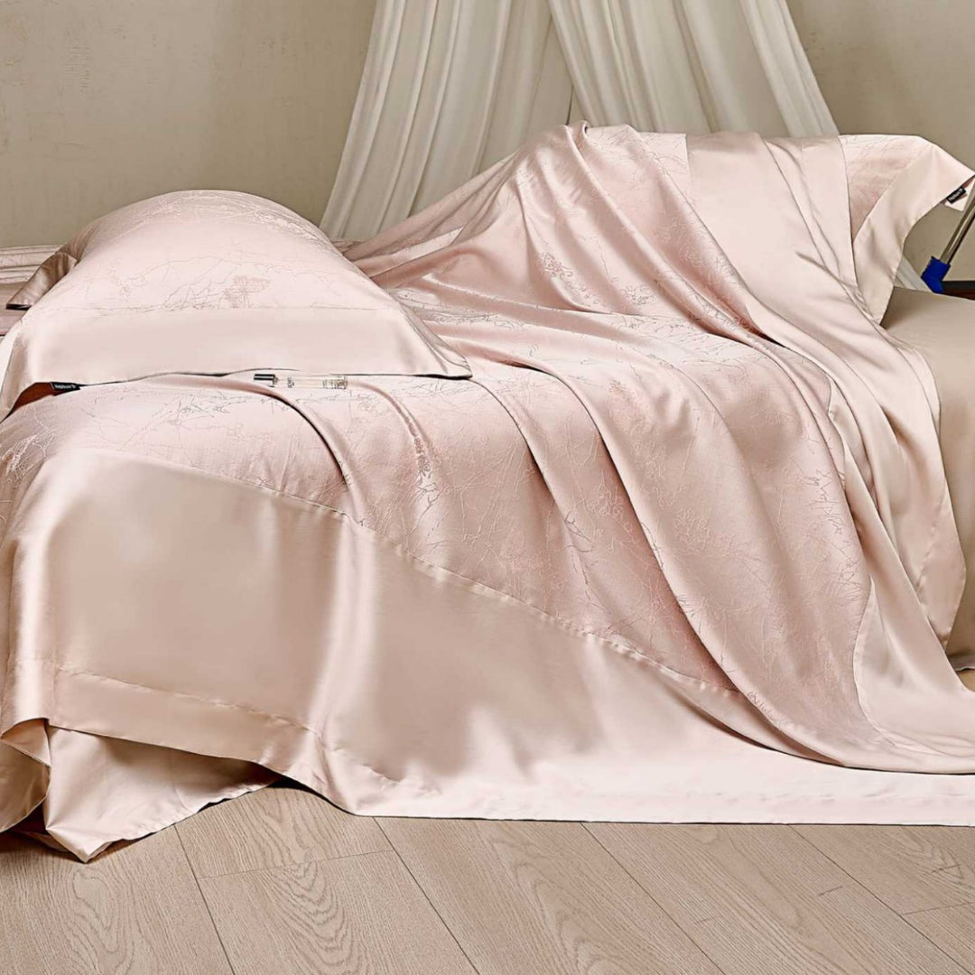 Seidiger Jacquard-Satin Bettbezug und Kissenbezug Set mit subtilem floralem Reliefgewebe