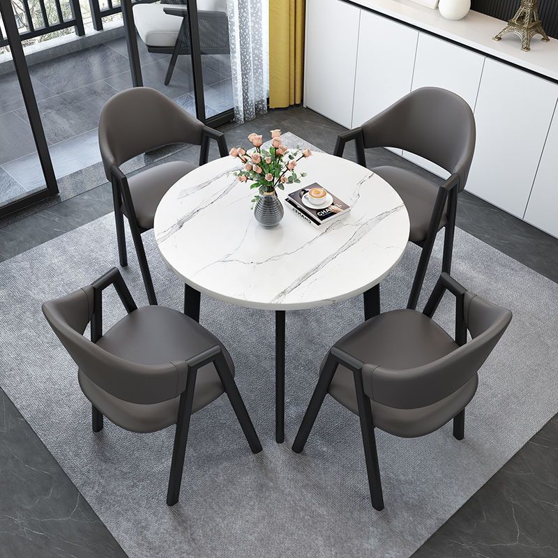 Esszimmerstuhl mit ergonomischer Polsterung und modernem Design Karnz
