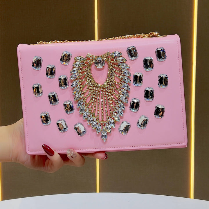 Dekorative mit Kristallen verzierte Abend-Clutch