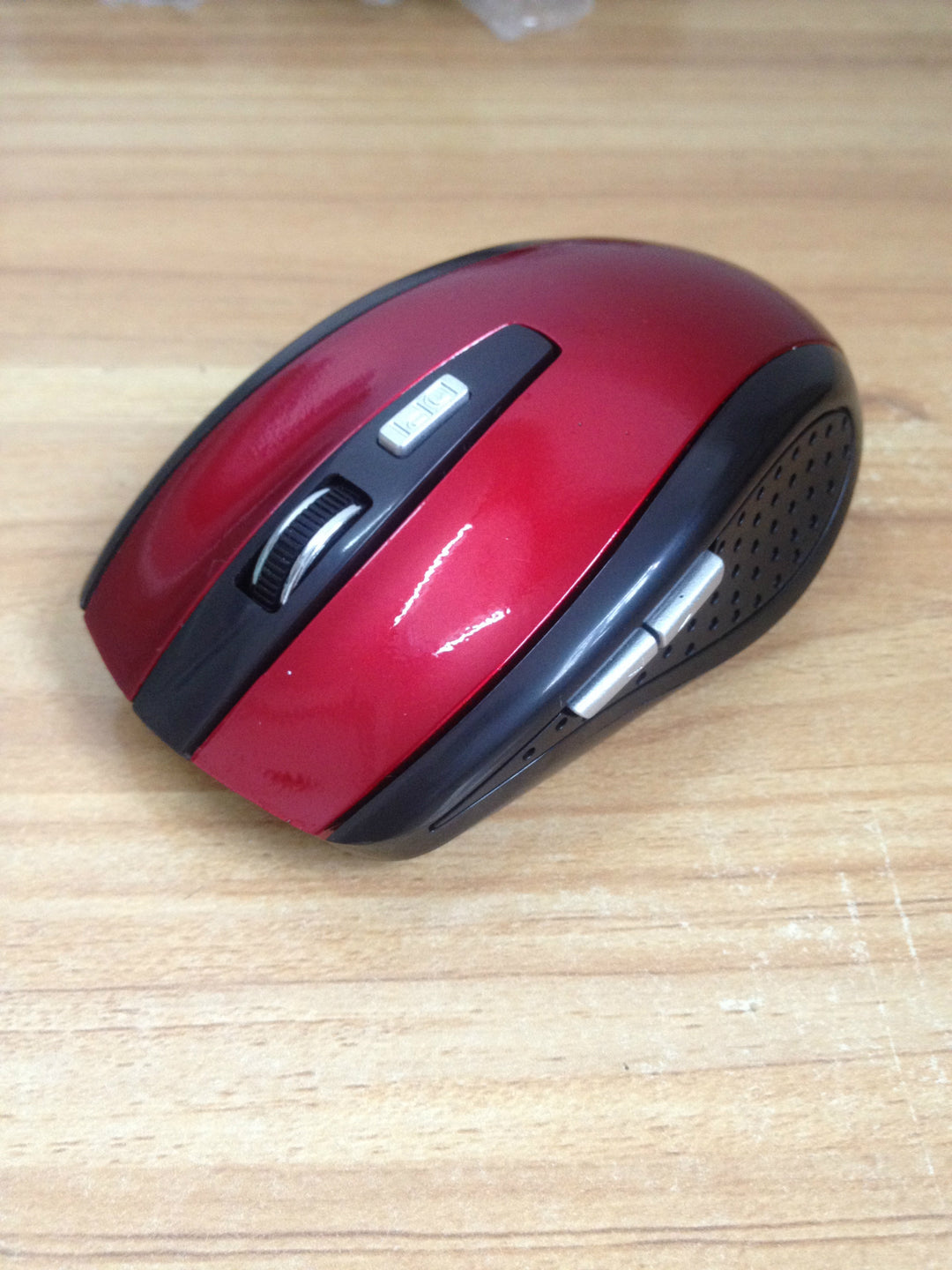 Ergonomische Kabellose Computermaus mit Anpassbarem Dpi Karnz