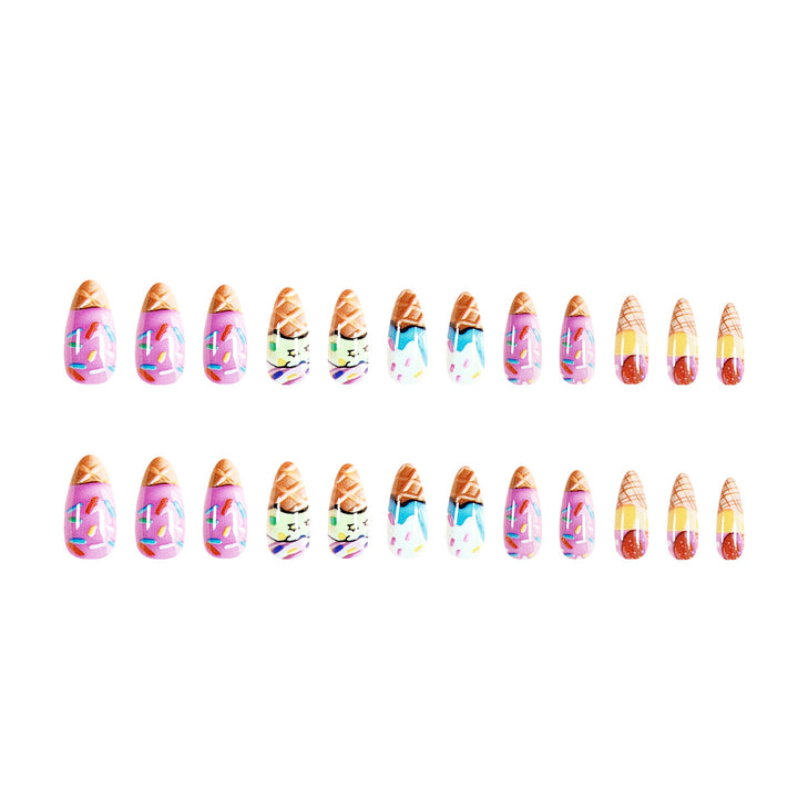 Kunstvolle Eiscreme Nagelkunst Karnz