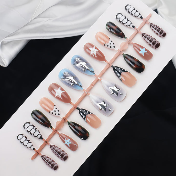 Künstlerisches Press-On-Nagel-Set mit Stern- und geometrischen Designs Karnz