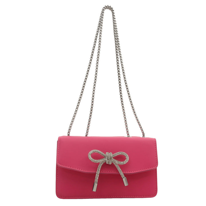 Elegante Abendtasche mit Schleifendetail