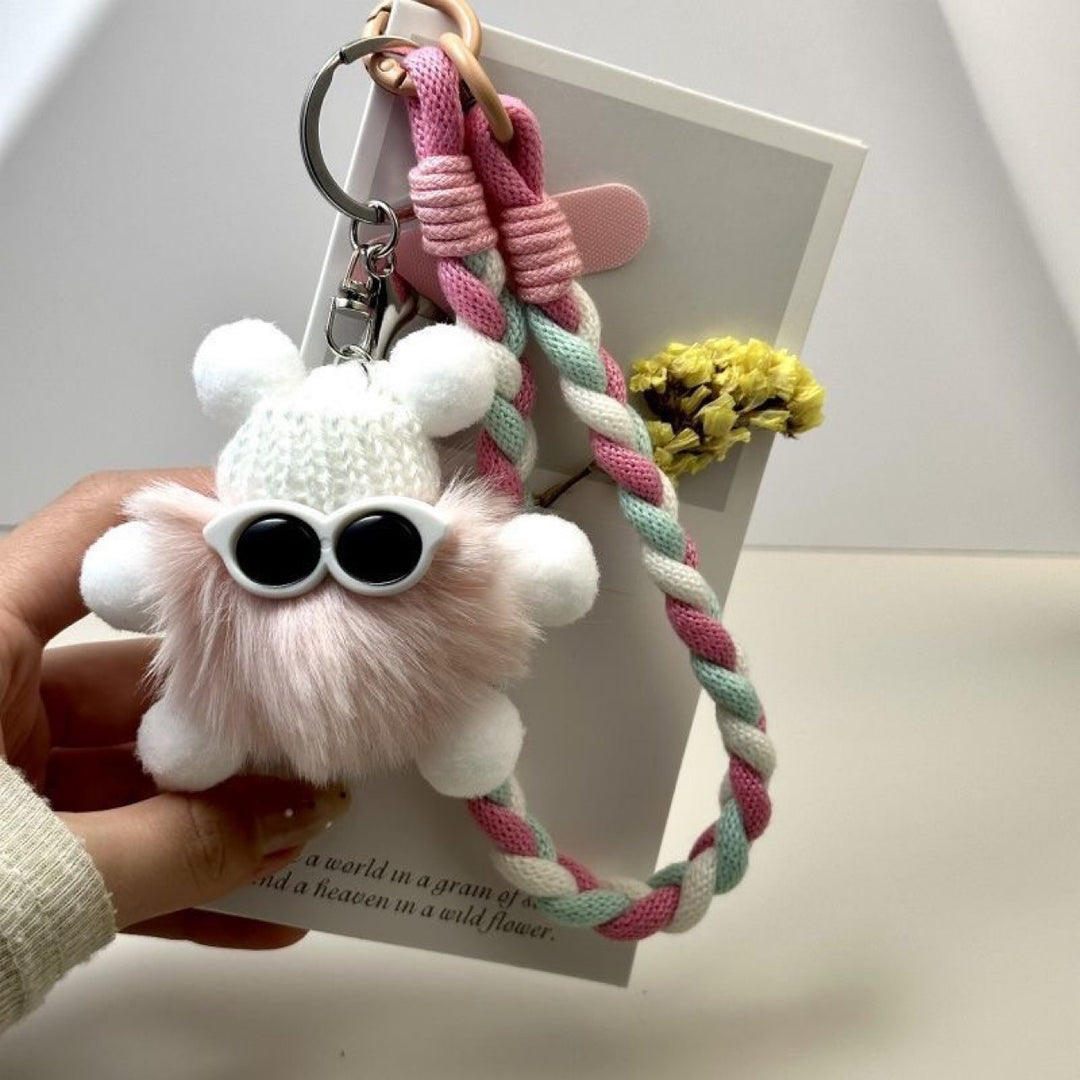 Niedlicher Plüschkreatur Schlüsselanhänger mit buntem geflochtenem Lanyard Karnz