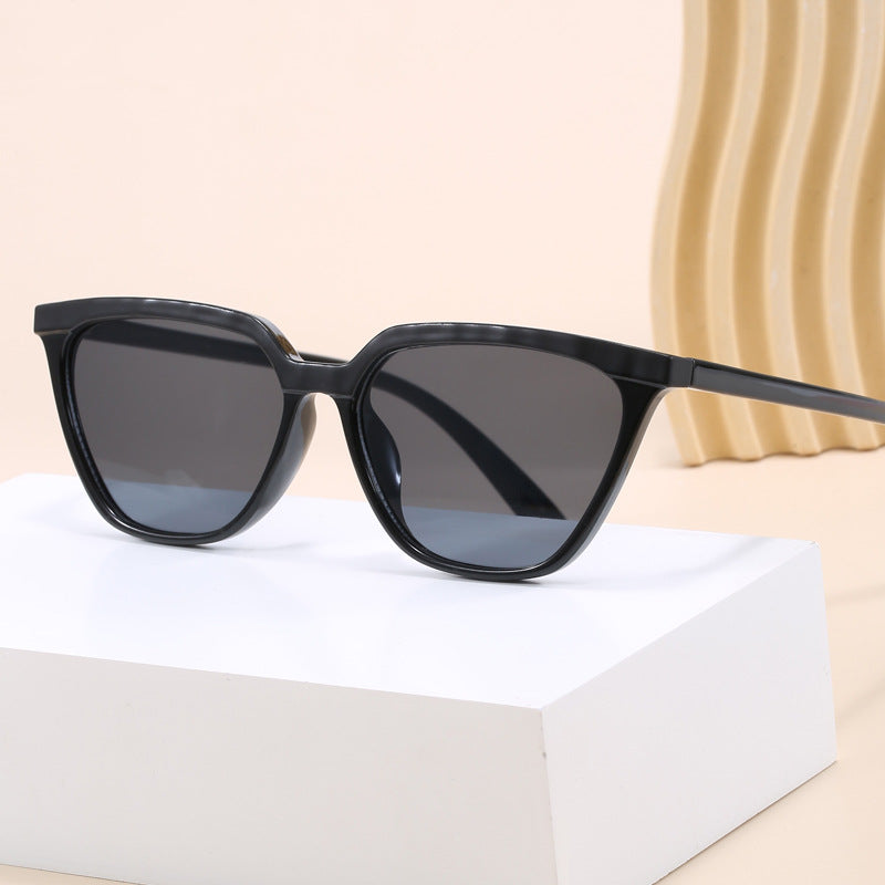 Damen moderne geometrische Sonnenbrille mit elegantem Design Karnz