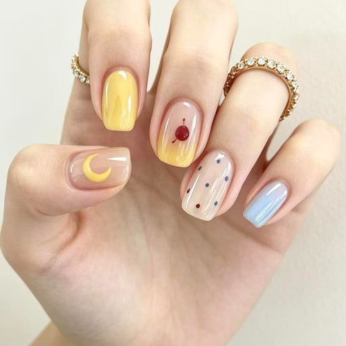 Künstlerische Nagelverlängerungen