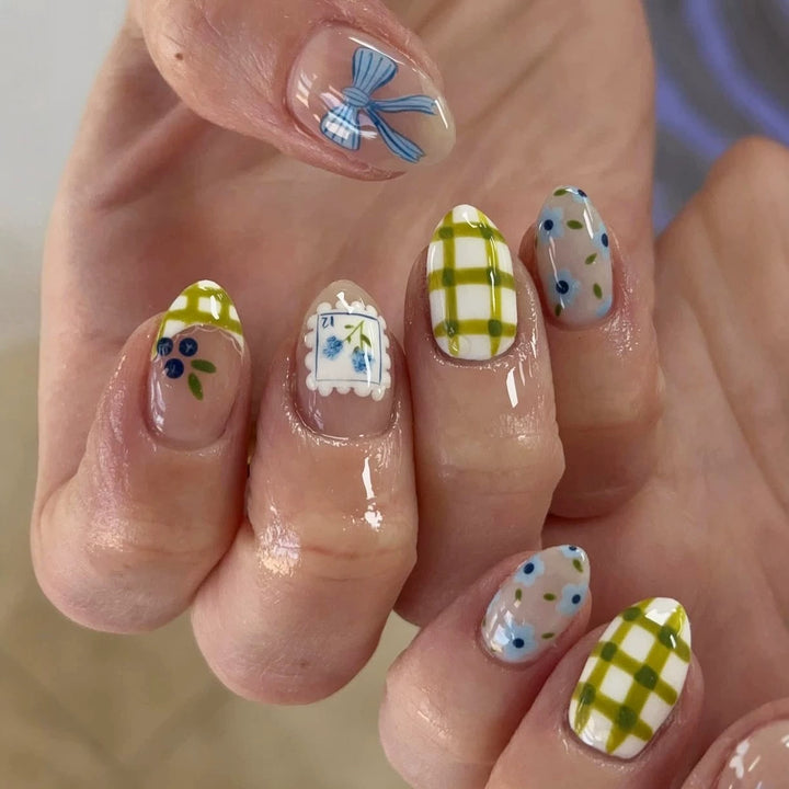 Künstliches Nageldesign Karnz