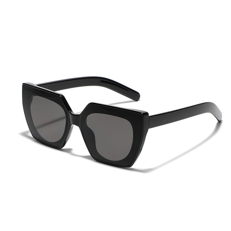 Damen großzügige quadratische Sonnenbrille mit stilvollem Design Karnz