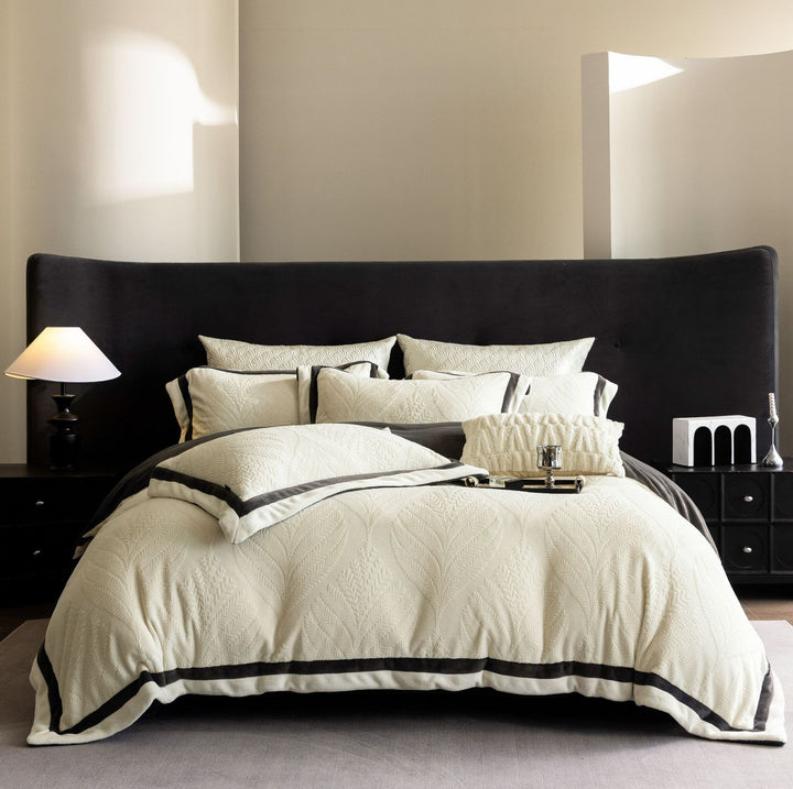 Quilted Leaf-Embossed Cotton Duvet Cover Ensemble with Piped Border & Matching Shams