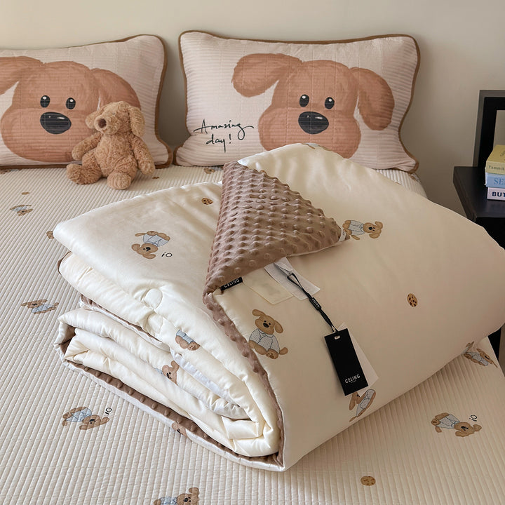 Kinderbett-Set mit gesteppter Kopfkissen-Garnitur, Matratzenauflage und Minky-Kuscheldecke