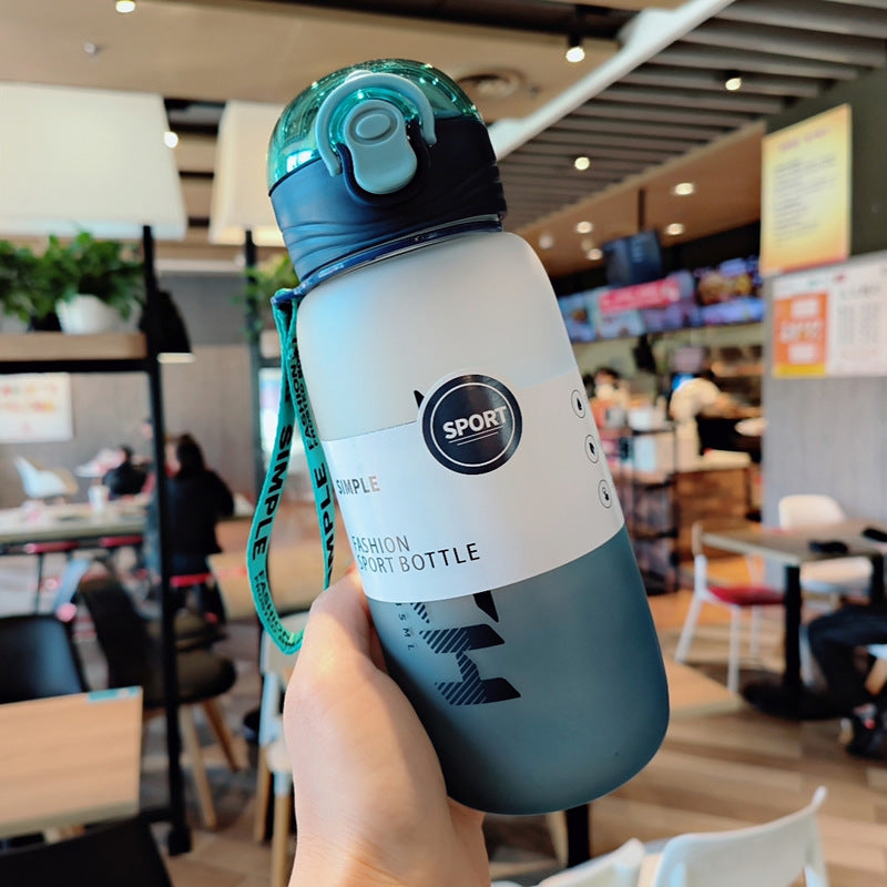 Damen Stylische Wasserflasche mit Tragelasche Karnz