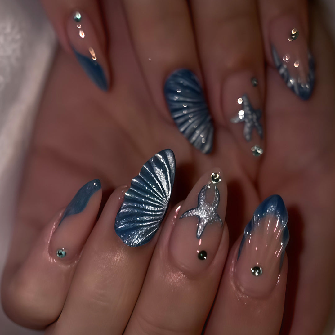 Künstlerisches von Ozeanen inspiriertes Nagelset Karnz