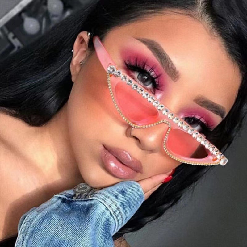 Damen Cat-Eye Sonnenbrille mit funkelndem Steinbesatz Karnz