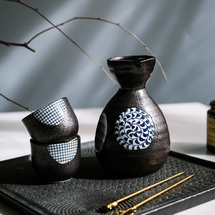Japanische Sakura Handgefertigte Keramische Sake-Sets | Karnz