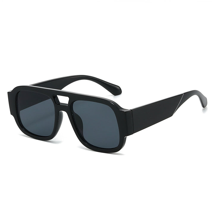 Moderne retro-inspirierte quadratische Sonnenbrillen Karnz