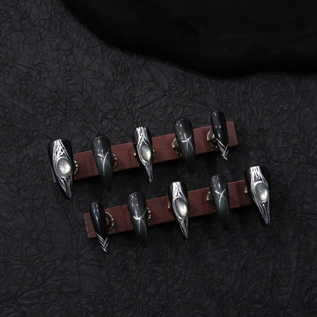 Künstlerische Stiletto-Nagelverlängerungen