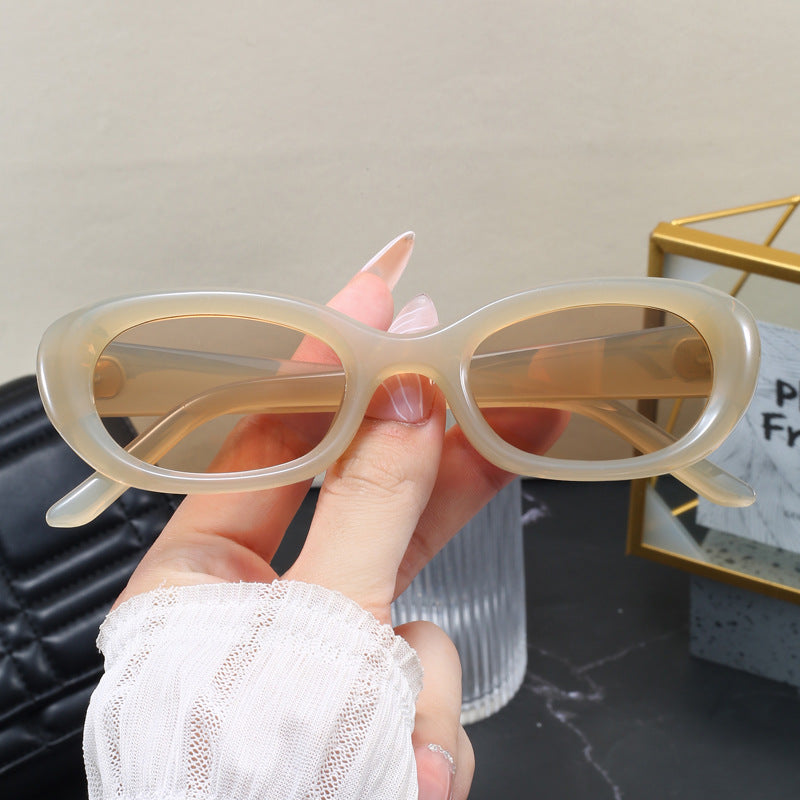 Damen modische Sonnenbrille mit ovalem Design und UV-Schutz Karnz