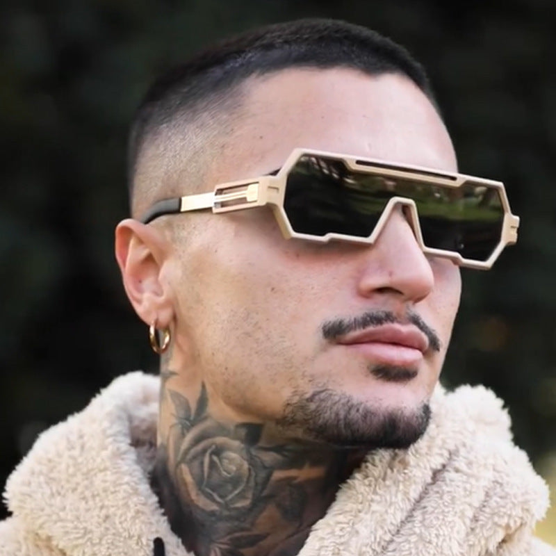 Damen modische Sonnenbrille im futuristischen Design mit breitem Rahmen Karnz