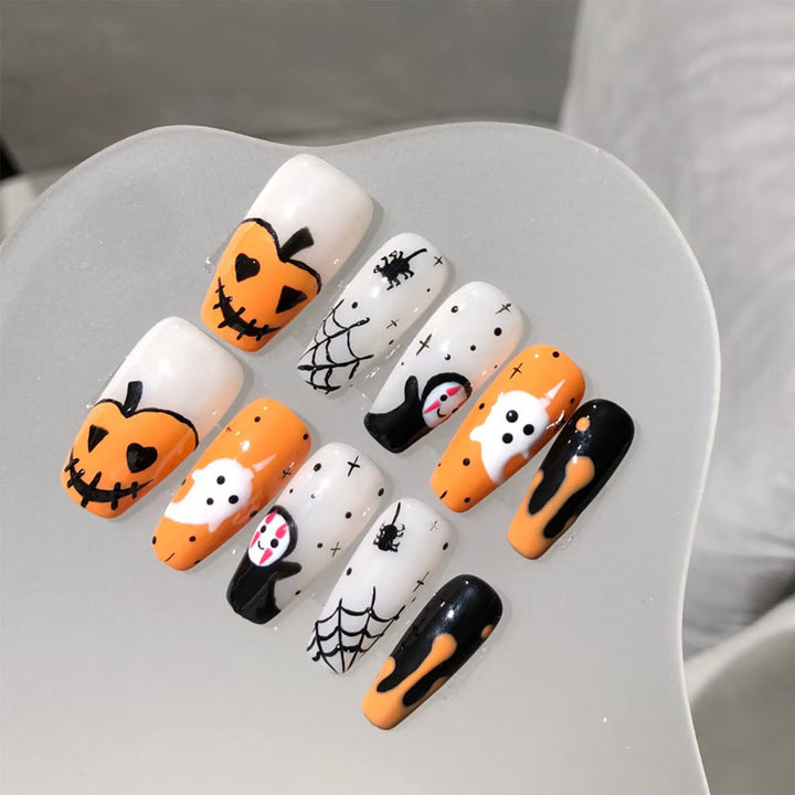 Halloween-Themed Künstlerische Press-On Nagel Kollektion