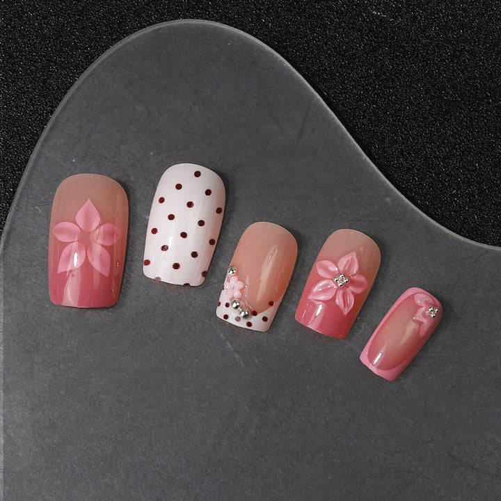 Floral Verziertes Press-On Nagelset Karnz