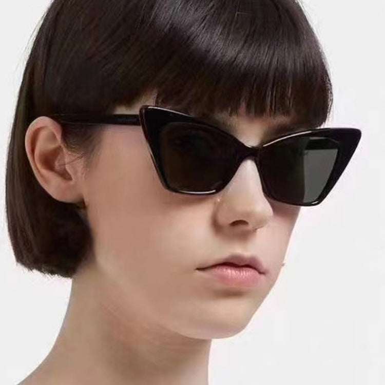 Damen Modische Cat-Eye Sonnenbrille mit hochwertiger Rahmenstruktur Karnz