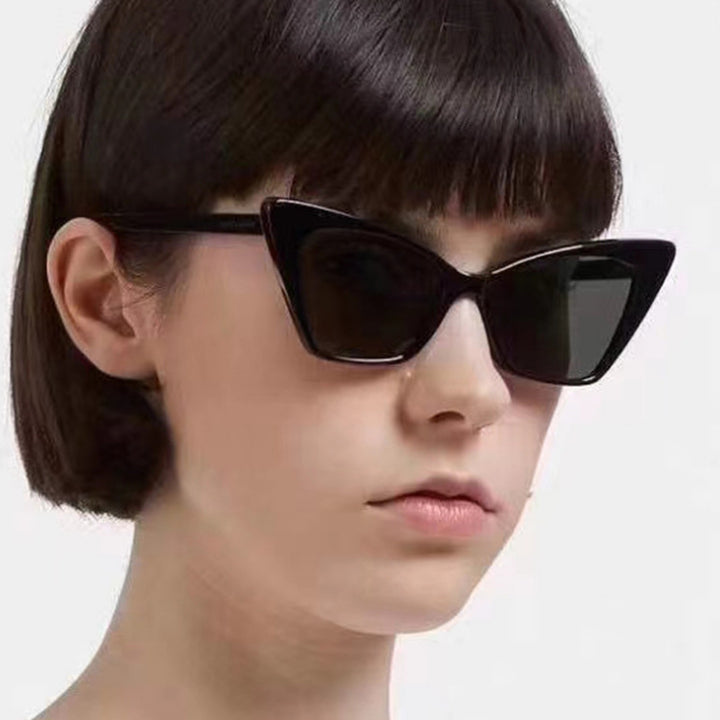 Damen Modische Cat-Eye Sonnenbrille mit hochwertiger Rahmenstruktur Karnz