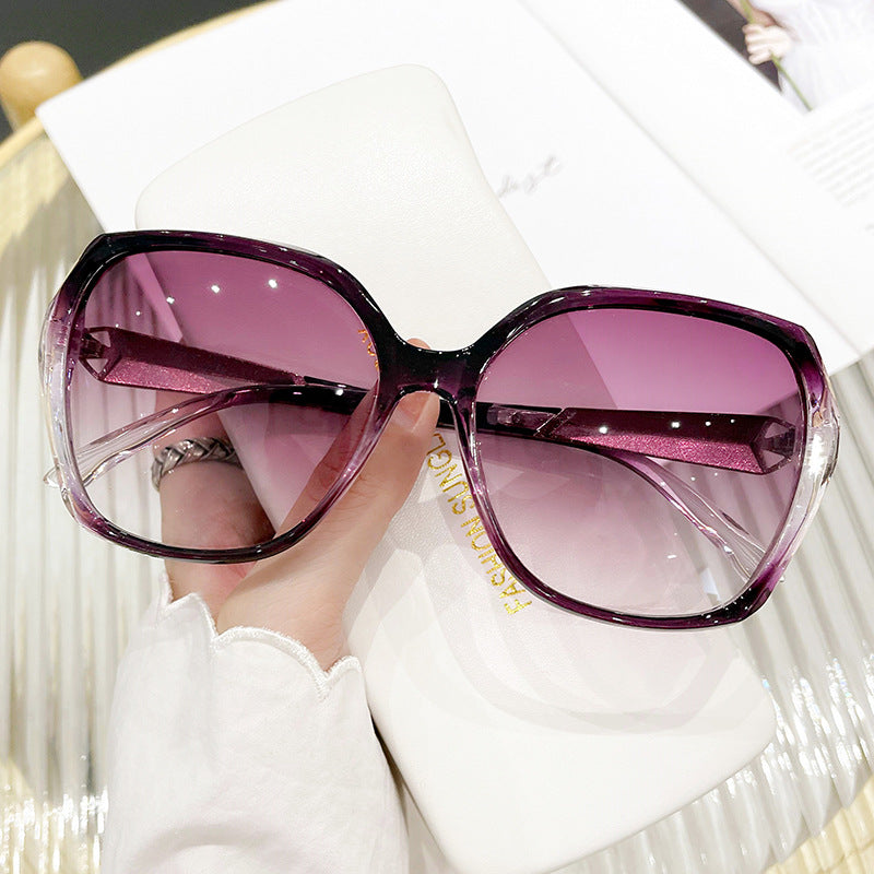 Damen oversized Sonnenbrille im eleganten Schmetterlingsdesign Karnz
