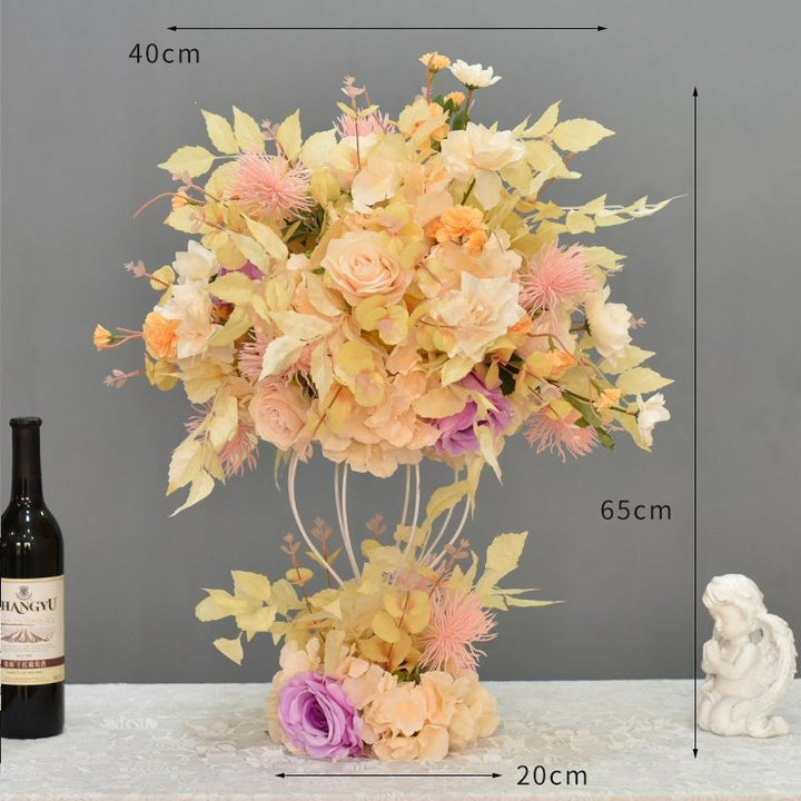 Künstliches Blumenarrangement