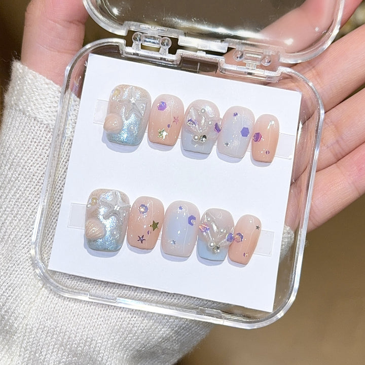 Kunstnägel mit Funkelndem Galaxy-Design Karnz
