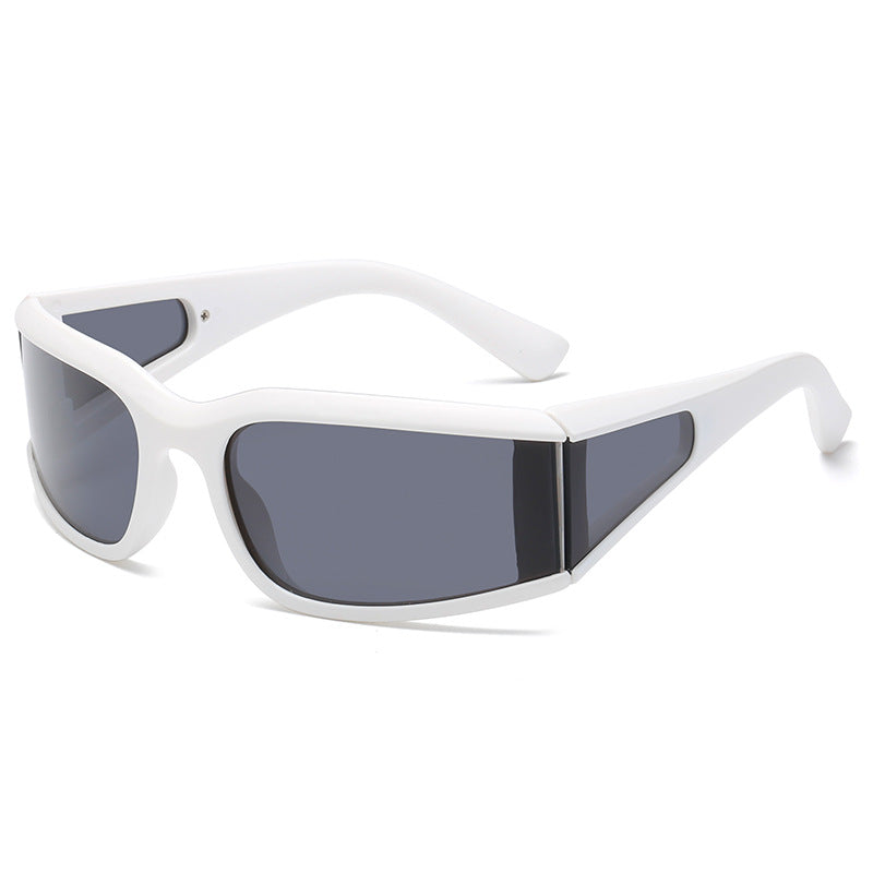 Damen Sportsonnenbrille mit besonders ergonomischem Design und seitlichem Blendschutz Karnz