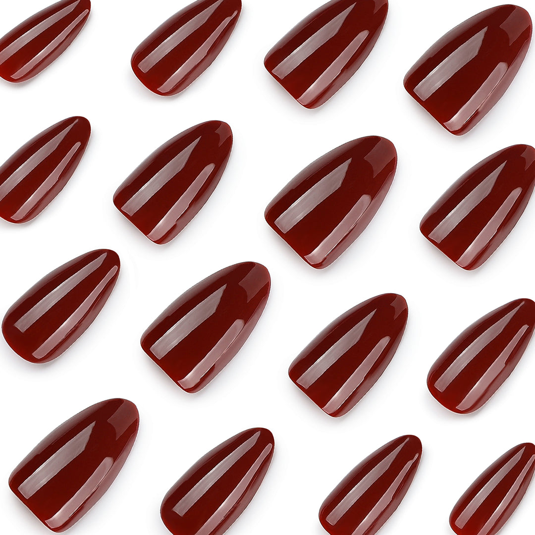 Elegante Nagelkunst im modernen Design Karnz