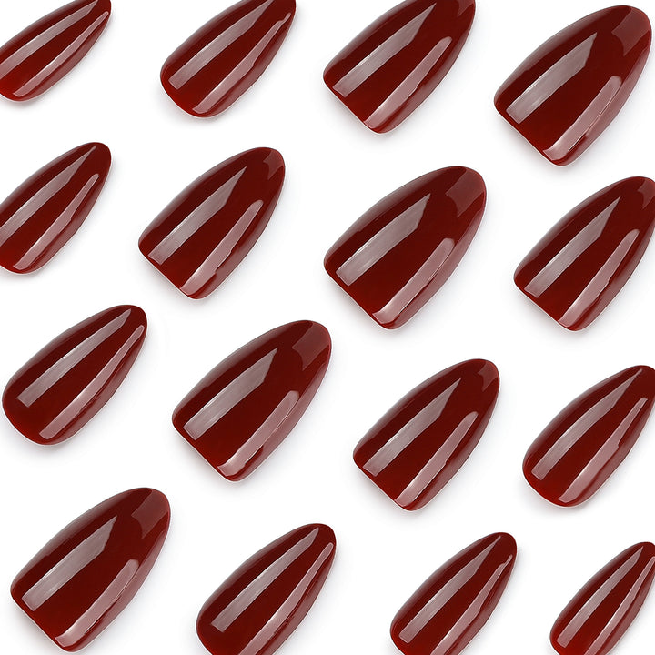 Elegante Nagelkunst im modernen Design Karnz