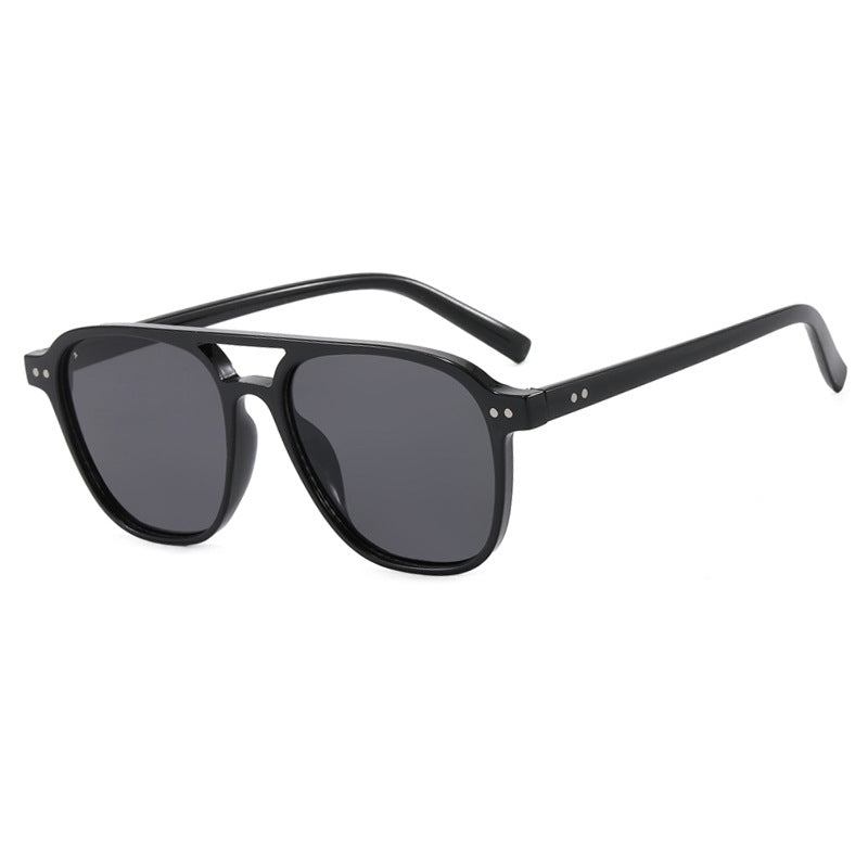 Damen moderne quadratische Sonnenbrille mit robustem Design und UV-Schutz Karnz