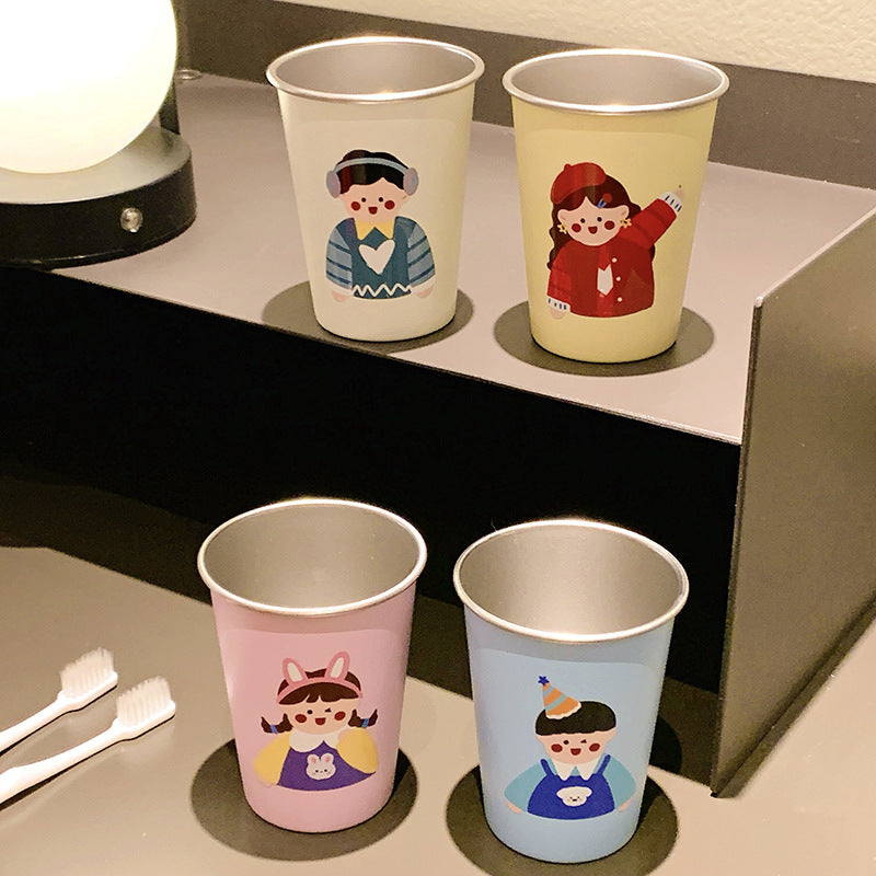 Spaßiger Trinkbecher mit Fröhlichem Kinderdesign Karnz