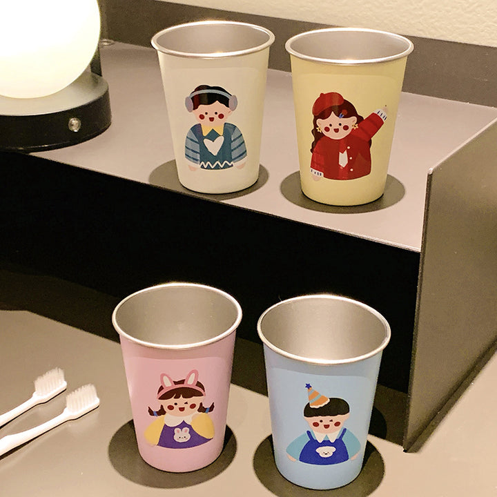 Spaßiger Trinkbecher mit Fröhlichem Kinderdesign Karnz