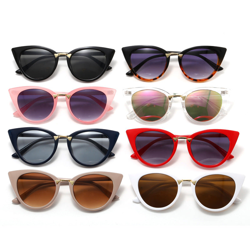 Damen Cat-Eye Sonnenbrille mit elegantem goldenen Detail Karnz
