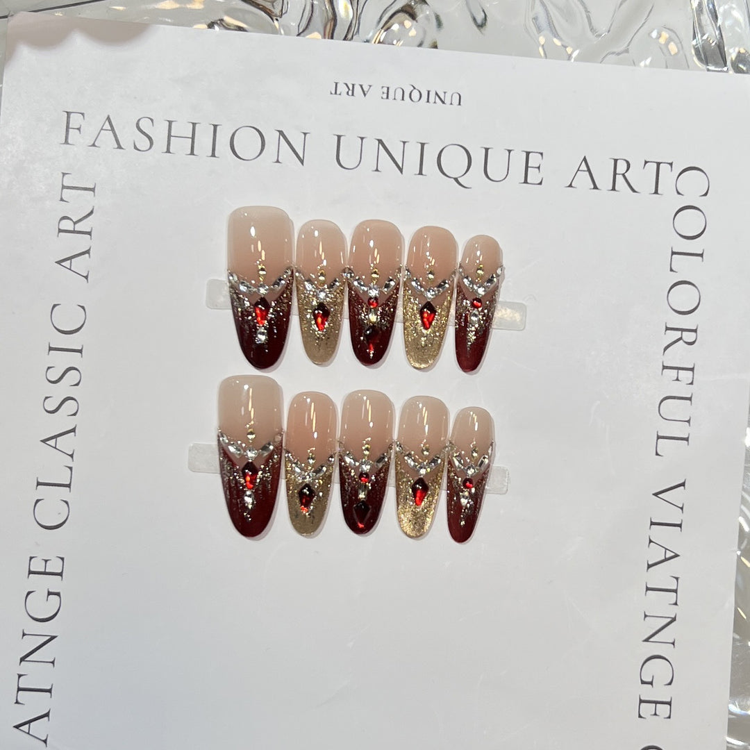 Premium Press-On Nail Art Set mit elegantem Herz- und Blattdesign Karnz