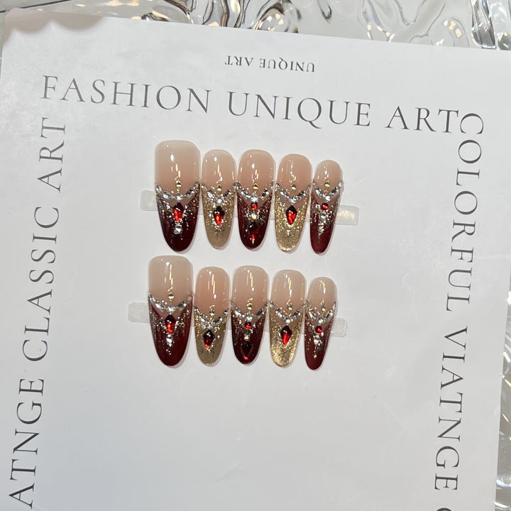 Premium Press-On Nail Art Set mit elegantem Herz- und Blattdesign Karnz