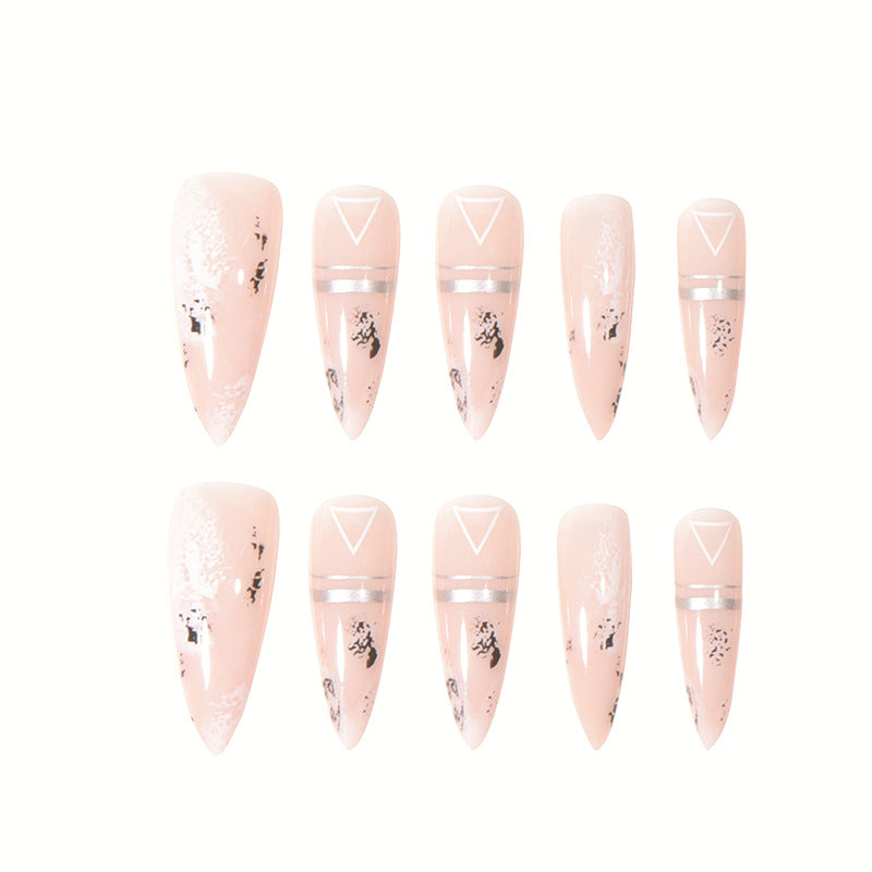 Stylishes Stiletto Nagelkunst-Set Karnz
